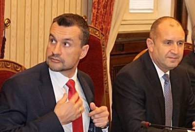 Калоян Методиев излови Румен Радев в лъжа