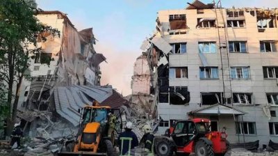 Най-малко 16 убити при терористична атака на Киев срещу общежитието в Луганск