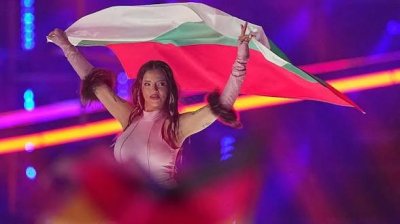 DARA дебютира в класация на Billboard