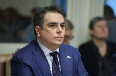 Асен Василев се закани: Хвърлям оставка ако бюджетът не мине!