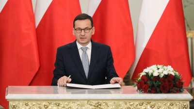 "Politico": Правителството на Матеуш Моравецки вероятно ще бъде с мандат максимум 14 дни