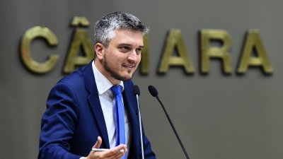 Политик изработи закон с помощта на изкуствен интелект
