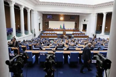 Парламентът с изслушване заради ръста на &bdquo;Гражданска отговорност&ldquo;