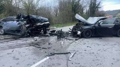 Три автомобила катастрофираха на ключовата отсечка между София и Варна