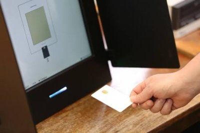 На първо четене: Ще гласуваме само с машини в секциите над 300 избиратели