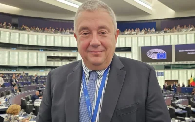 Евродепутатът Илия Лазаров беше избран за председател на СДС