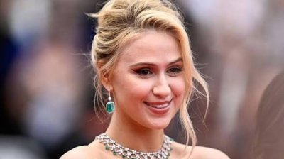 Мария Бакалова става посланик на българския туризъм