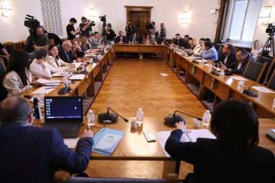 Правната комисия одобри на първо четене тестове за почтеност при държавни служители с висок корупционен риск