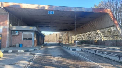 Дронът, нарушил българското въздушно пространство, е паднал в слънчогледова нива