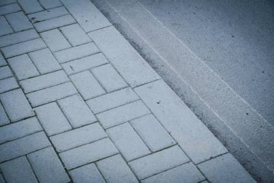 Над 28 хил. кв. м нови тротоари са изградени в София от началото на годината