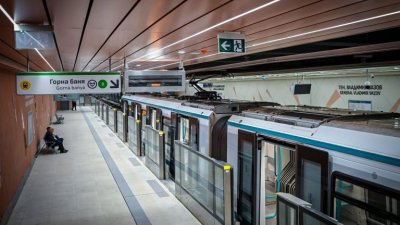 Четири нови метровлака ще обслужват разширението на третата линия на метрото в София