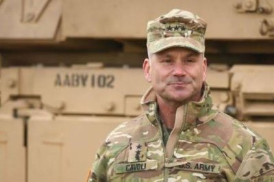 Генерал Каволи: Руската армия загуби и възстанови 4 000 танка