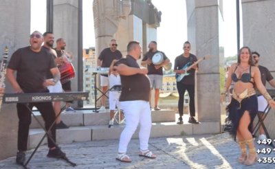 Скандален клип с кючеци пред паметника на Асеневци взриви мрежата, кметът на Велико Търново сезира институциите