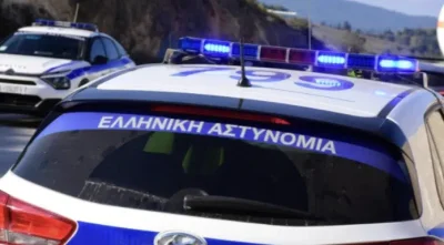 Гръцката полиция издирва българин, опитал да избута патрулка