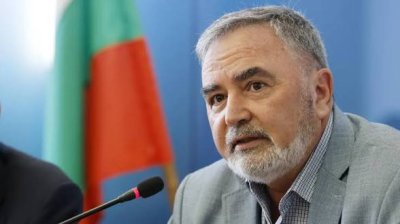 Доц. Ангел Кунчев подаде оставка като главен държавен здравен инспектор