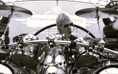 Краят на една ера: Почина барабанистът на ZZ Top Франк Биърд