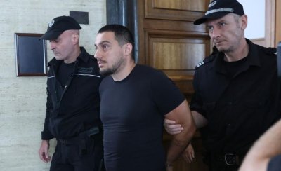 Постоянен арест за бащата, превозвал наркотици с 4-месечното си бебе в колата