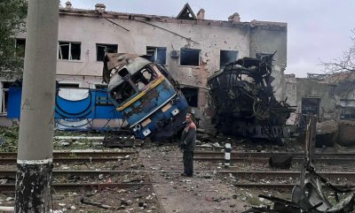 Руски дронове удариха влак с близо 600 души край Одеса