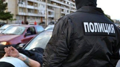 Полицията задържа трима дилъри с различни наркотици в Софийско