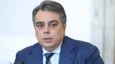 Асен Василев: България има нужда от наистина независим президент