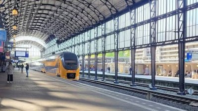 24-часова стачка парализира обществения транспорт в Нидерландия