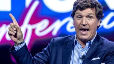Тъкър Карлсън: Украйна е тоталитарна държава