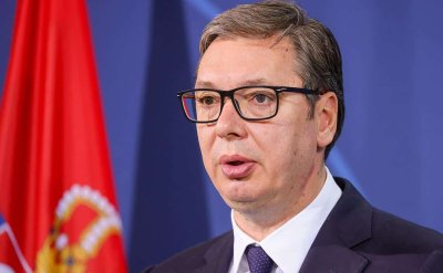 Тактиката &bdquo;Вучич&ldquo;: Предсрочни избори в Сърбия за потушаване на народния гняв
