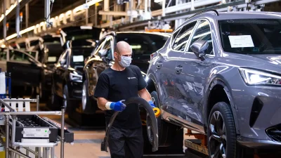 Volkswagen обмисля бъдещето на SEAT: Историческата марка може да бъде прекратена