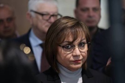 Корнелия Нинова: Всеки ден Радев показва истинското си лице