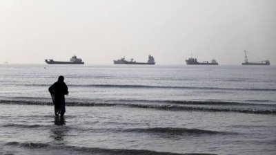 Кувейт възстановява износа на петрол въпреки напрежението в Ормузкия проток