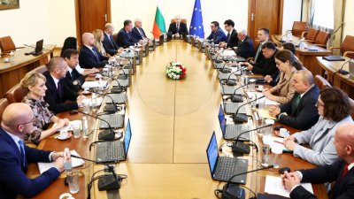 Правителството смени председателя на Държавната агенция за бежанците
