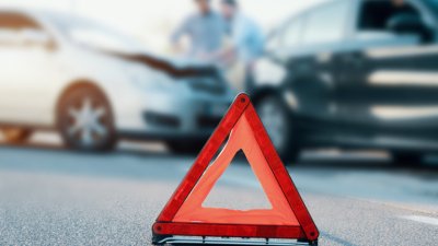 Войната по пътищата: Двама души са загинали в катастрофи вчера