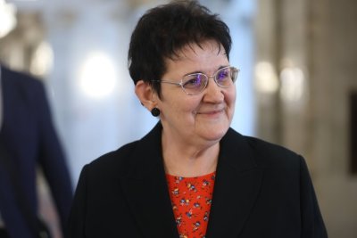 Новите данъчни правила: Увеличение на облекченията за деца, по-висок праг за регистрация по ДДС, данък свръхпечалба