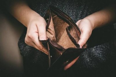 Зорница Русинова: Близо 29% от българите са в риск от бедност