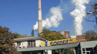 Пожар край ТЕЦ &bdquo;Брикел&ldquo; в Гълъбово, пет екипа се борят с огъня