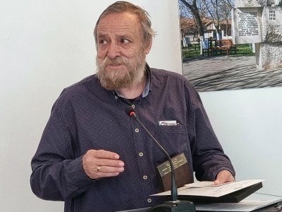 Почина писателят Любомир Котев