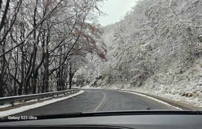 (ВИДЕО) Първи сняг на Шипка: Зимата напомни за себе си в средата на октомври