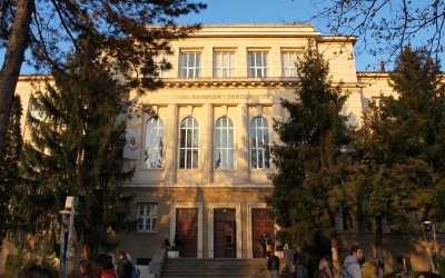 Траур в Медицинския университет в Плевен: Двама от загиналите при жестоката катастрофа са негови студенти