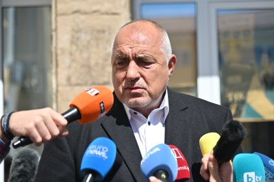 След договорката между Путин и Тръмп: Бойко Борисов атакува кабинета на Радев за износа на горива
