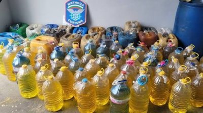 Митничари иззеха над 1500 литра алкохол с неясен произход в Добричко