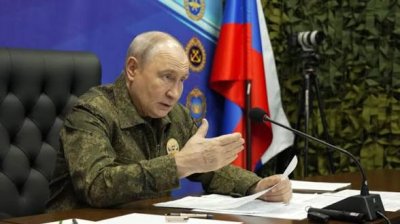 Путин обясни протестите в Европа с икономически грешки и миграционната политика