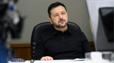 Бившият прессекретар на Зеленски, Мендел, го нарече егоист