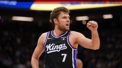 Везенков с личен рекорд в NBA