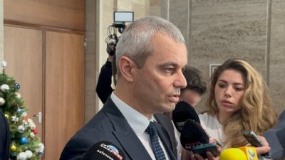 Казионни медии нападнаха Костадинов обслужвайки властта (ВИДЕО)