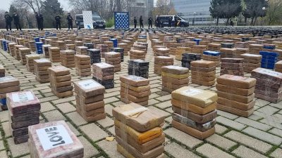 УДАР! Испанската полиция конфискува 11 тона кокаин