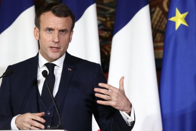 Еманюел Макрон: Путин може да ме търси по телефона, ако има сериозни предложения за мир