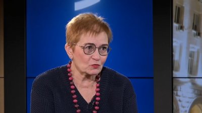 Мария Пиргова за боя в парламента: Това е новото нормално