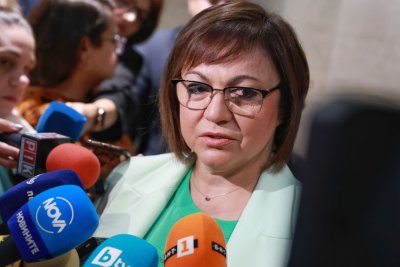 Нинова за сблъсъците пред ПСА: Демокрацията и правовата държава приключват, когато бият депутати