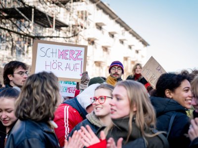 "Поколението Z се изправя": Германия се включва днес в протестите в Европа, над 160 000 души се очакват по улиците на 34 града
