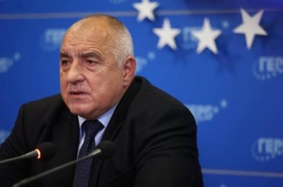 Борисов и редица политици подкрепиха декларация в подкрепа на Андрей Гюров и Георги Кандев